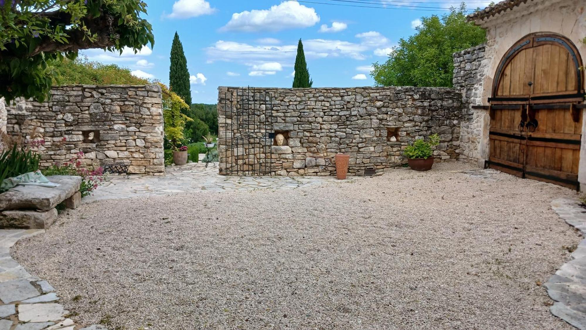 Une Nuit Au Village - Chambre D'Hotes De Charme Orgnac-lʼAven Exterior foto